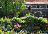 cour-et-fa-ade-int-rieure-vues-du-jardin-pdf-3401