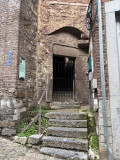 pierreuse-escaliers-vers-couvent-j-suitesses-anglaises-3400