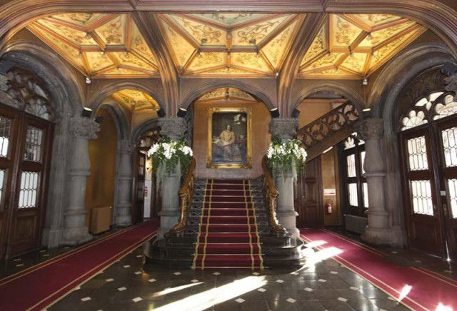 palais-provincial-1-355