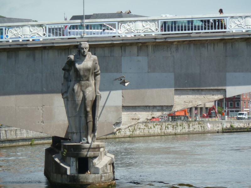 p1110636-2563